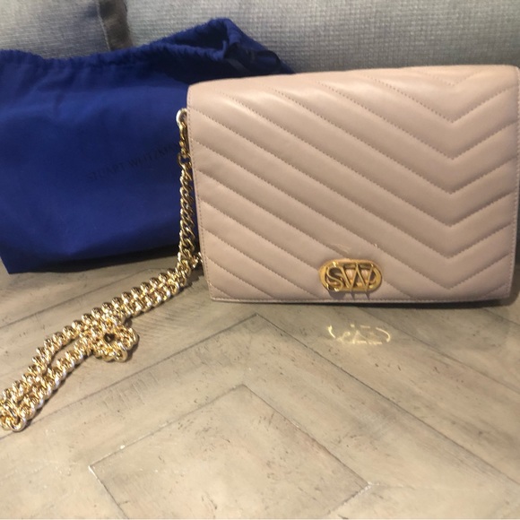 Handbag - Picture 2 of 5